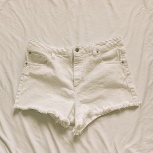 White High Waisted Cutoff Frayed Shorts